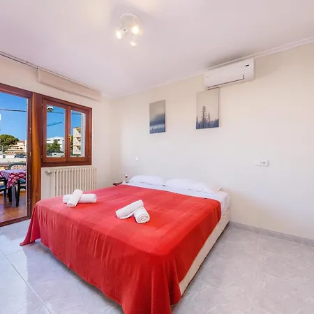 Cas Bunyoler 펜션 칼라 라트자다